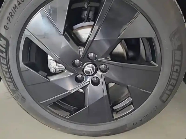 Citroën C5 Aircross hybride 145 ch e-dcs6 — photo 13