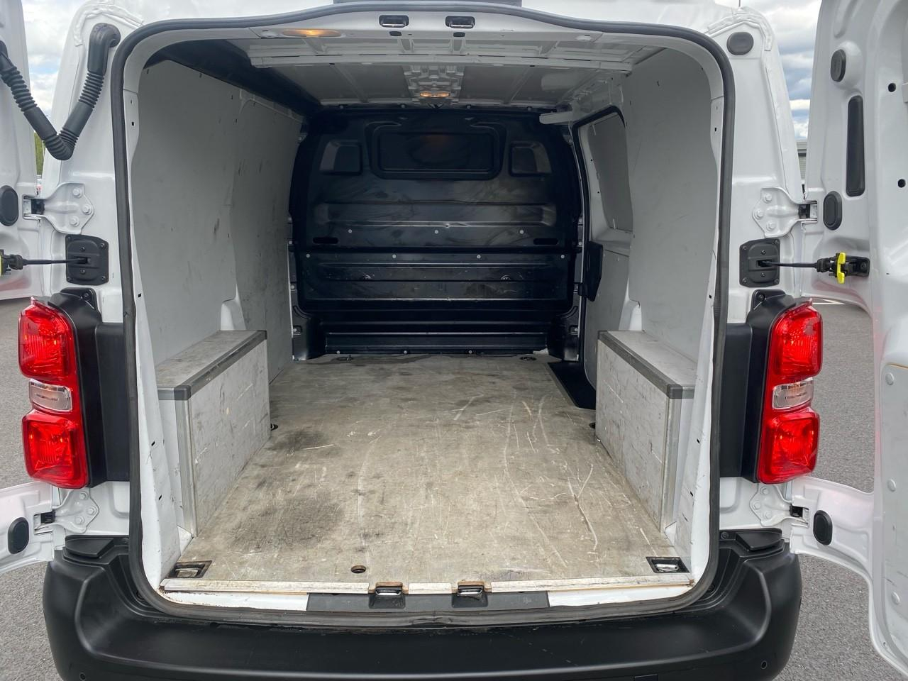 Citroën Jumpy m 1.5 bluehdi 120ch s&s pack driver — photo 6