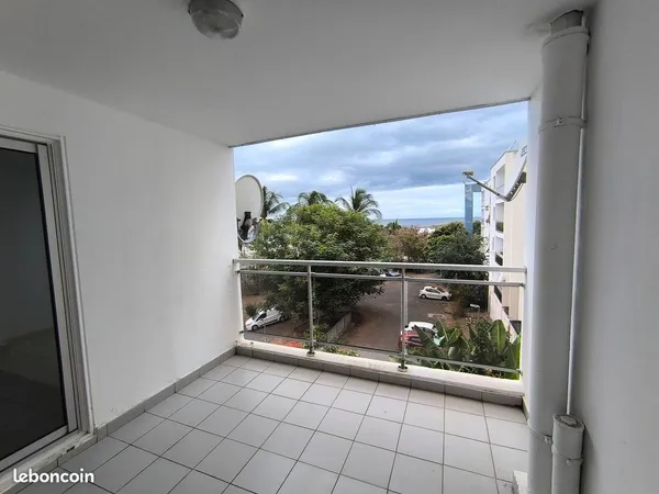 Grand T3 de 85 m² - Résidence Les Lataniers - Possession