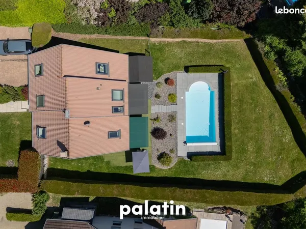 Maison 6 pièces 157 m²