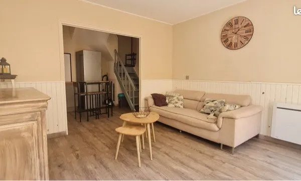 Loue Maison de village meublée T3 de 65 m²