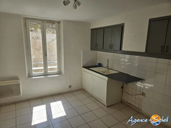 APPARTEMENT T3 CENTRE VILLE