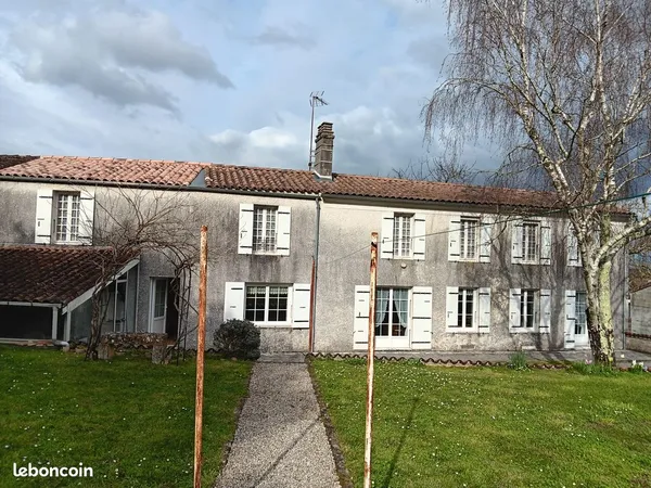 Vraie maison charentaise pour amateur de tranquilité