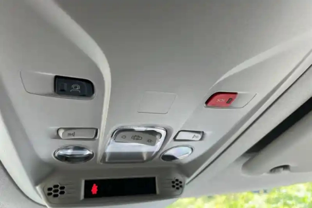Citroën Berlingo van m diesel 100 ch manuelle — photo 26