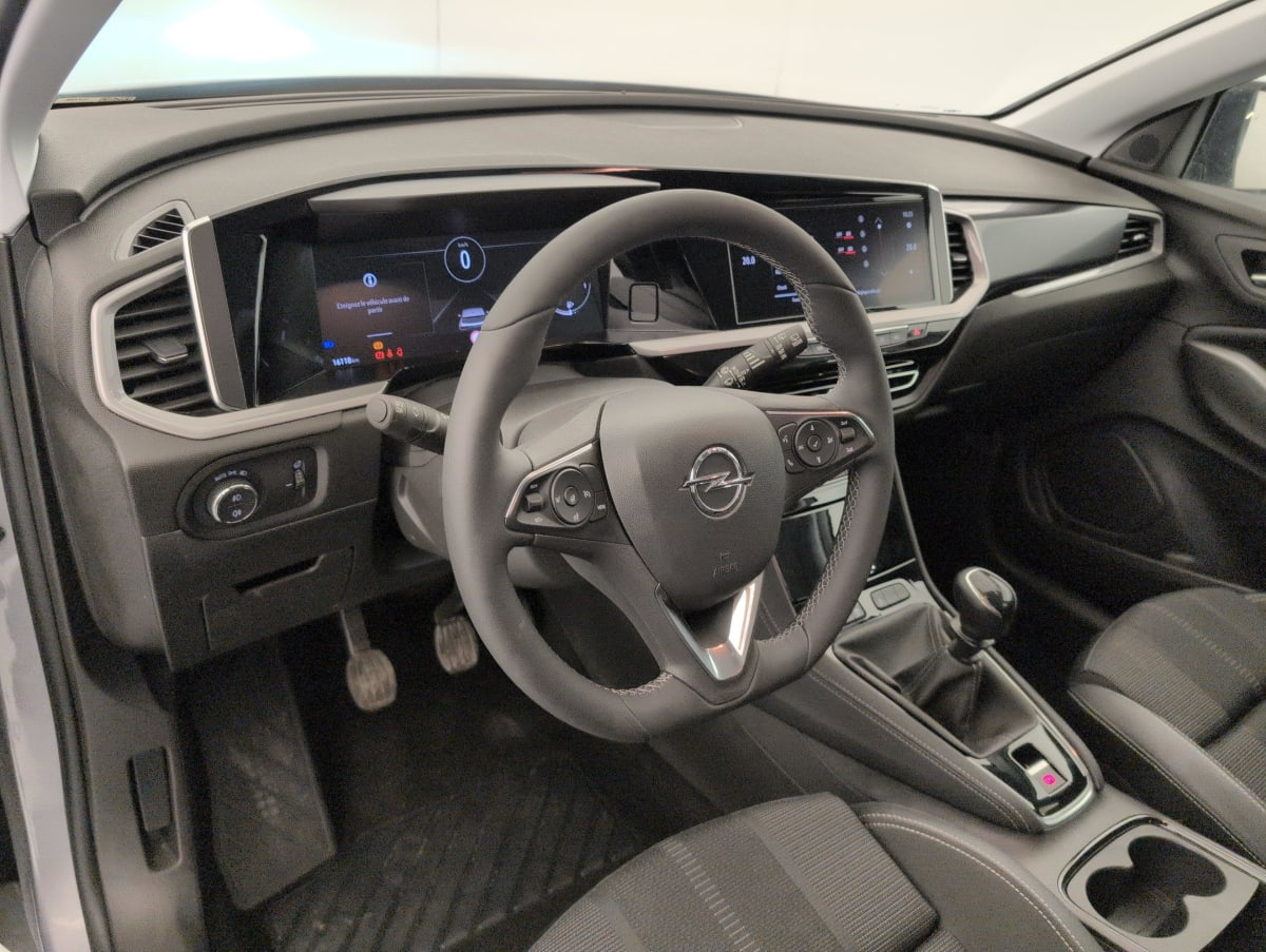 Opel Grandland — photo 14
