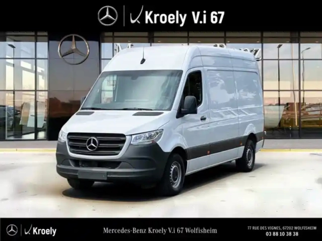 Mercedes Sprinter 317 cdi fourgon 37s l2h2 170ch — photo 16
