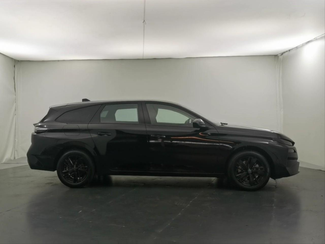 Peugeot 308 sw hybrid 145 e-dcs6 style — photo 6