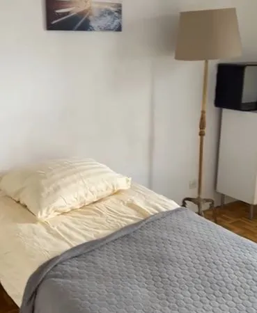 Chambre à louer chez l'habitante - ambiance calme