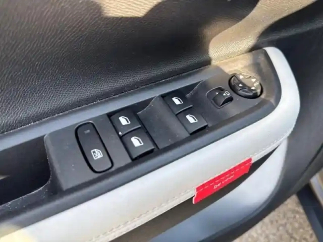 Citroën C3 1.2 turbo 100ch max — photo 9