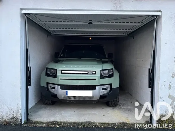 Parking 17 m²
