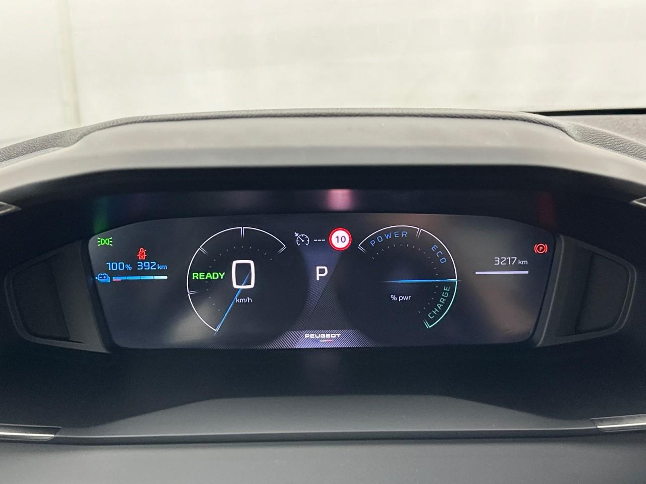 Peugeot 208 electrique 54 kwh 156ch allure — photo 21