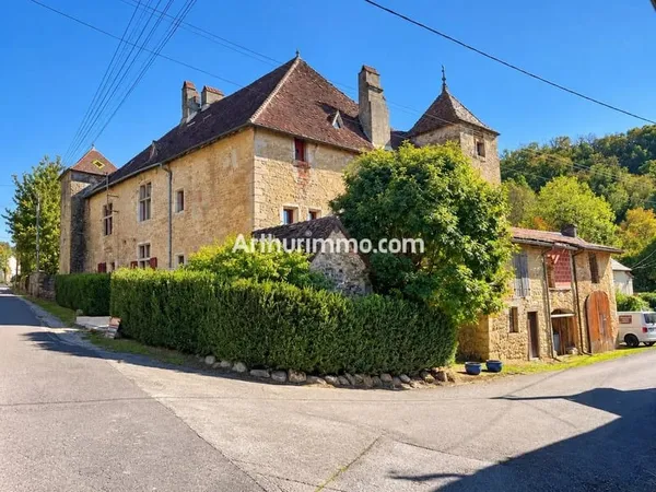 CHATEAU JURA A VENDRE CUISIA 39190 - MAISON FORTE TYPE CHATEAU - 414 m² - 12 PIÈCES