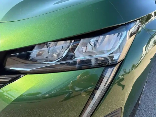 Peugeot 308 puretech 130ch s&amp;s eat8 — photo 11