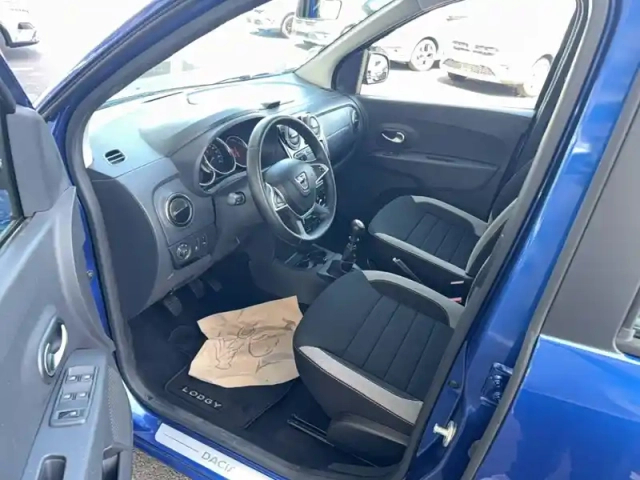 Dacia Lodgy tce 130 fap 7 places — photo 10