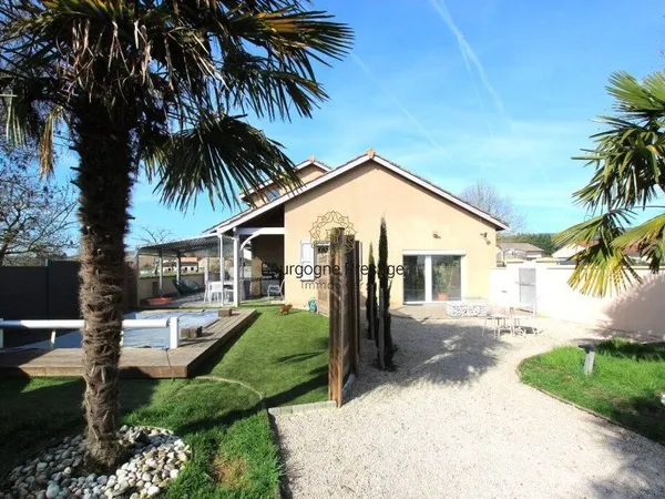 Maison de plain-pied 5 pièces 135 m²