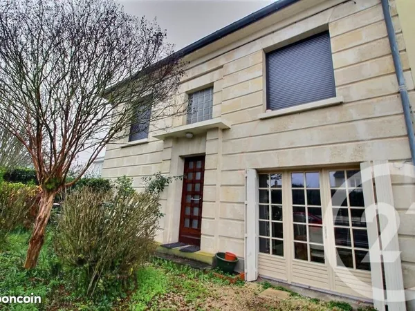 Maison 7 pièces 117 m²
