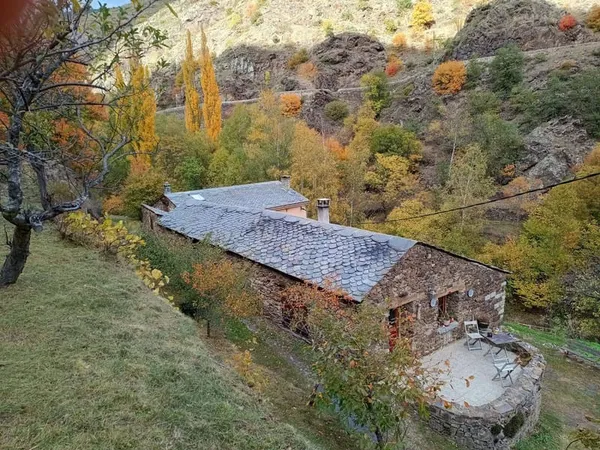 Maison 7 pièces 236 m²