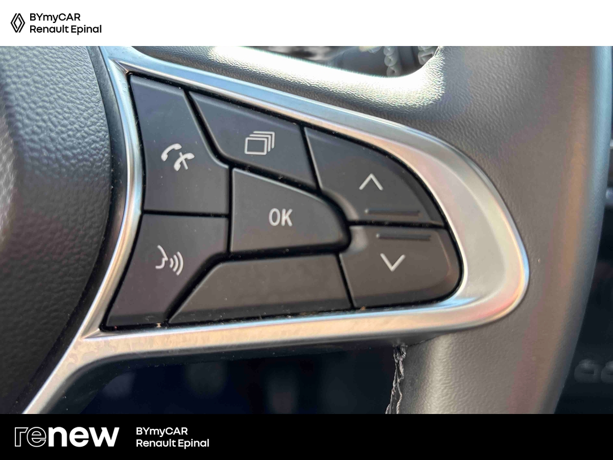 Renault Captur TCe 90 — photo 19