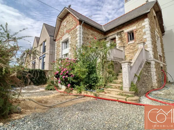 A VENDRE MAISON A RENOVER - 61M² HABITABLE - 5 PIECES - NORD SAINT MARTIN - 35000 RENNES