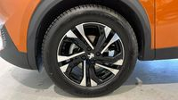Peugeot 2008 1.2 PureTech 130ch S&S Allure EAT8 — photo 31