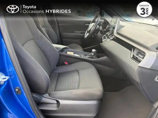 Toyota C-Hr 1.8 hybride 122ch dynamic e-cvt — photo 13