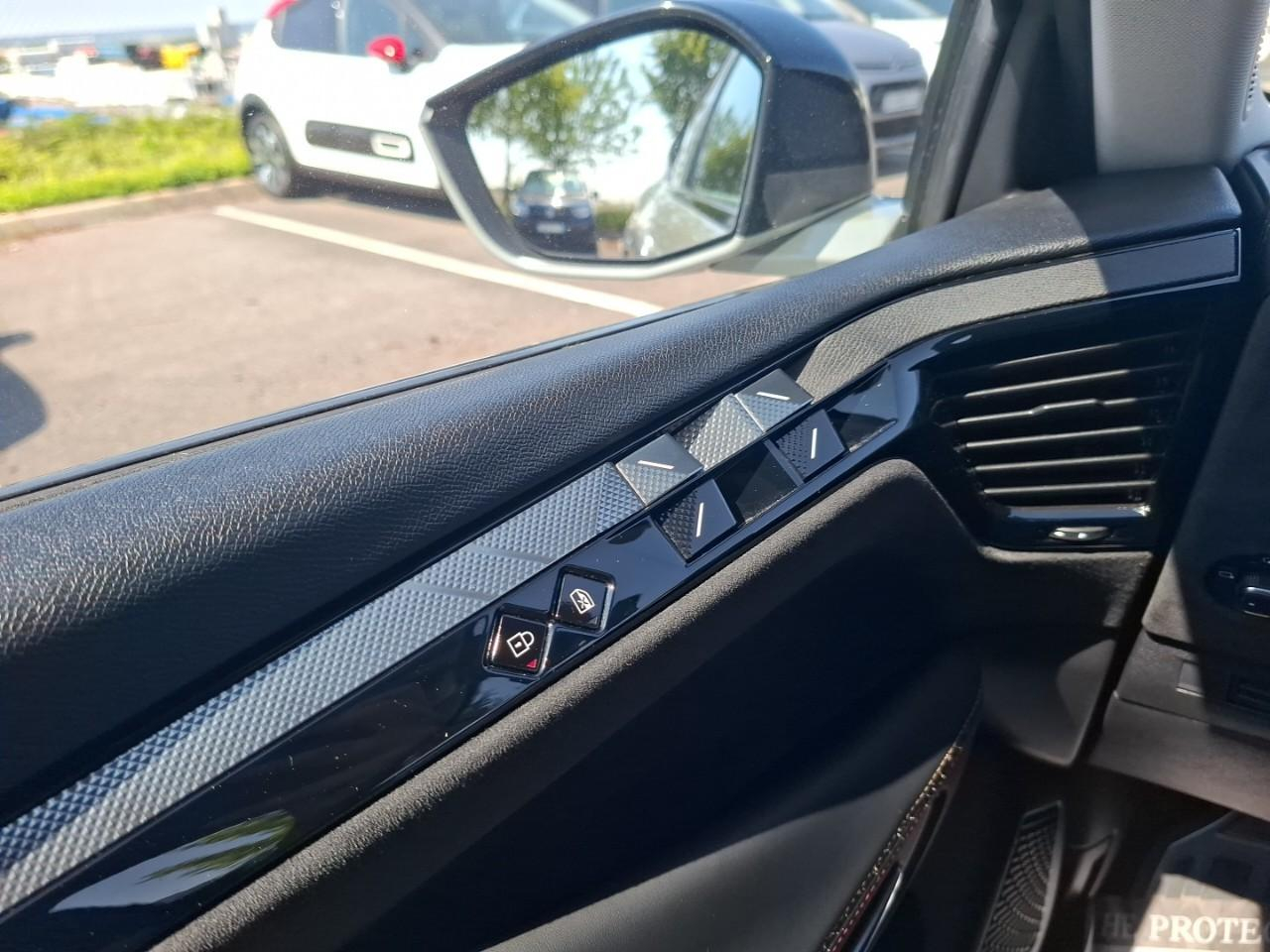 Ds Ds 4 puretech 130ch performance line + automatique — photo 19