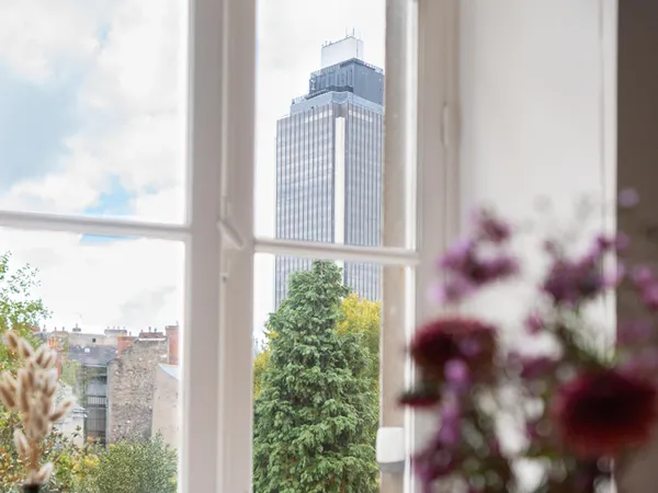 Secteur Hôtel de Ville à Nantes - Appartement T3 réhabilité avec goût