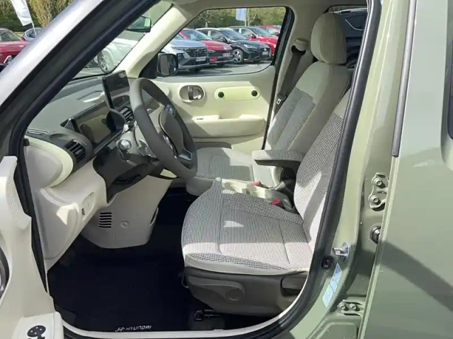 Hyundai Inster 49 kwh — photo 10