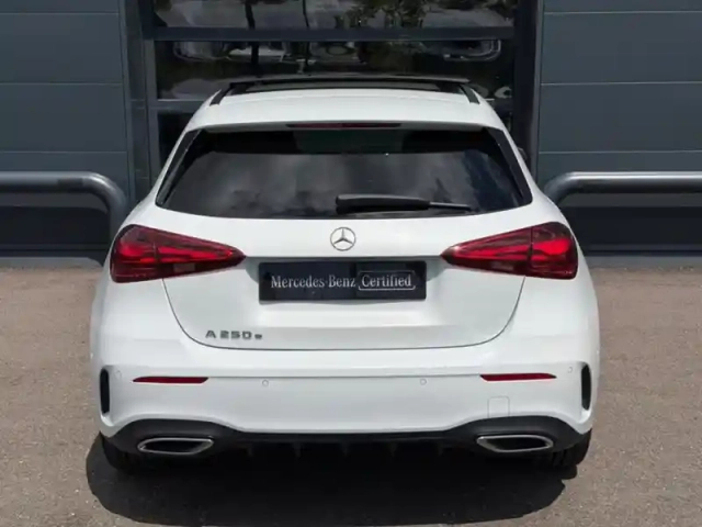 Mercedes Classe A 250 e hybrid eq amg line — photo 25