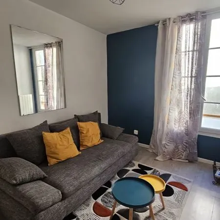 Appartement Triplex meublé 40m2 - Magny en Vexin- Baux Droit civil, Mobilité, Etudiiant