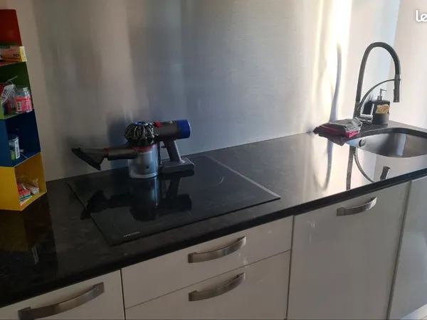 Loue chambre dans appartement