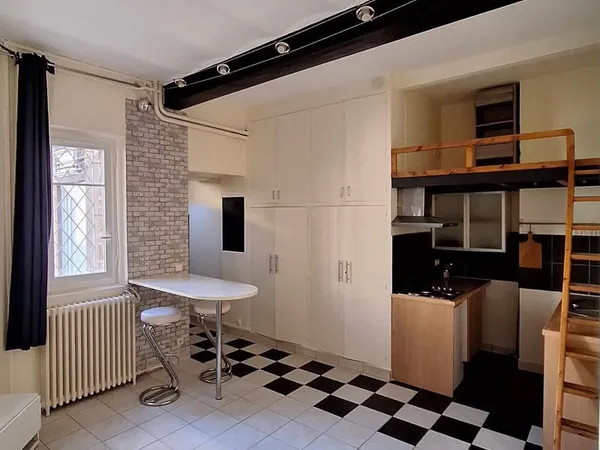 Studio 1 pièce 26 m²