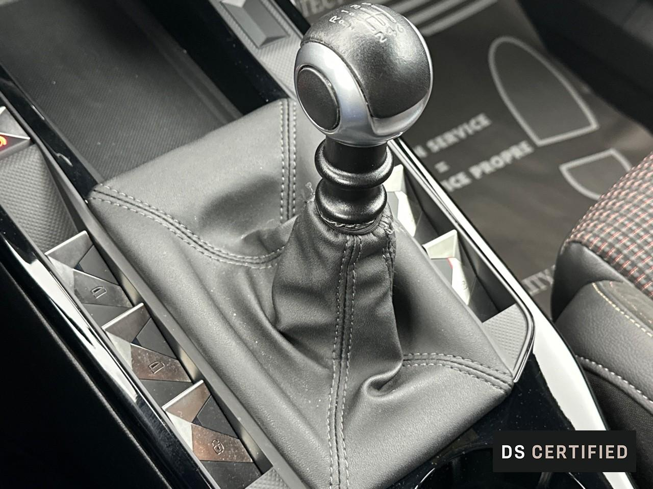 Ds Ds 3 crossback puretech 100 bvm6 performance line — photo 33