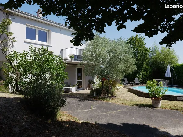 Maison - 7 pièces - 150 m2