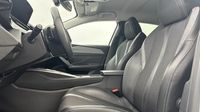 Peugeot 308 1.5 BlueHDi 130ch S&S Allure Pack EAT8 — photo 9