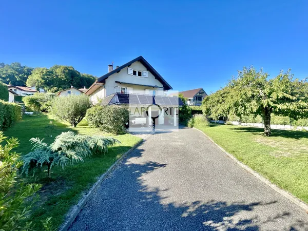 PRINGY AXE NORD D'ANNECY MAISON INDIVIDUELLE AVEC PISCIN