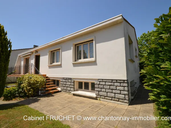 Agréable pavillon en bon état d'entretien