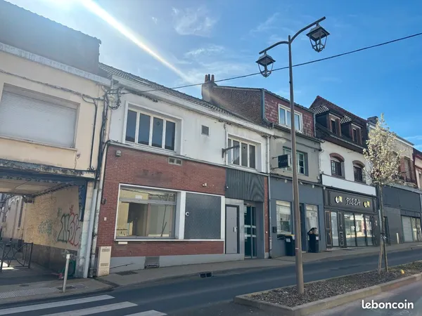 VENTE bâtiment Commerce + Bureaux (300m²) - BRUAY-LA-BUISSIERE
