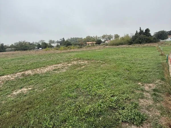 Terrain 800m2 Cintegabelle