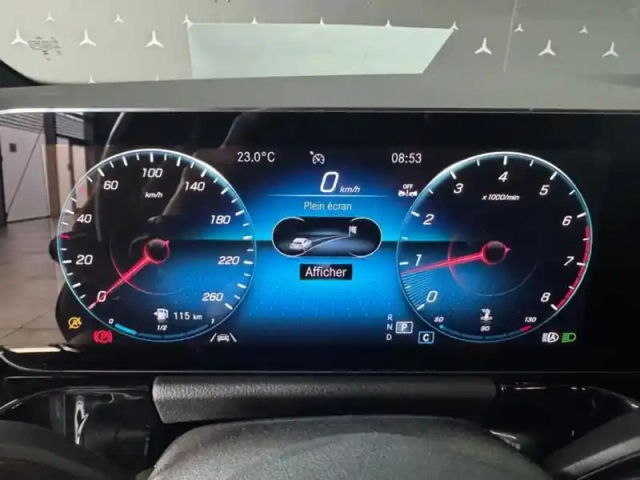 Mercedes Gla 200 amg line — photo 35