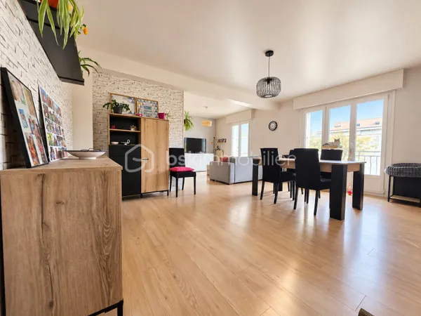 Appartement 2 pièces 63 m²