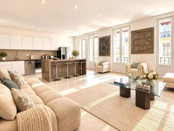 T3 d'exception de 93 m² - Coeur de Nice