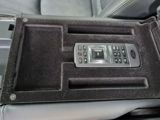 Land Rover Range Rover 3.0 D 350 AWD BVA8 - Autobiography – 2022 – 41578 km – Hybride diesel – Boîte Automatique — photo 12