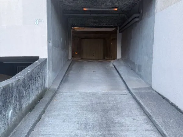 Garage box fermé secteur GEM/Gare de grenoble