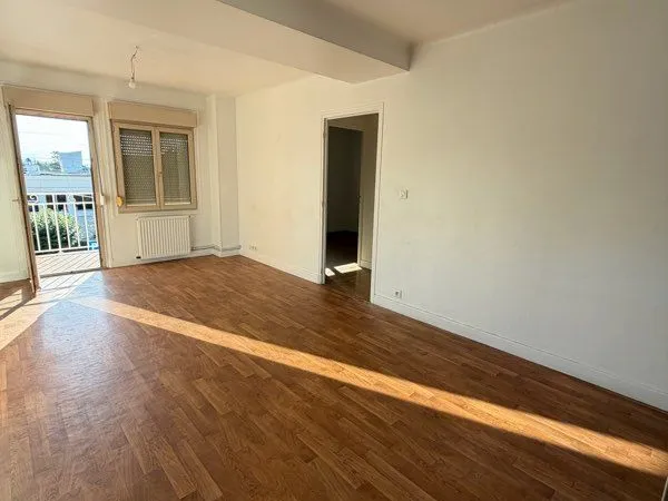 Appartement t4 avec parking et balcon
