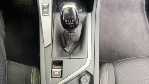 Peugeot 308 SW 1.5 BlueHDi 130 - Active – 2022 – 148465 km – Diesel – Boîte Manuelle — photo 13