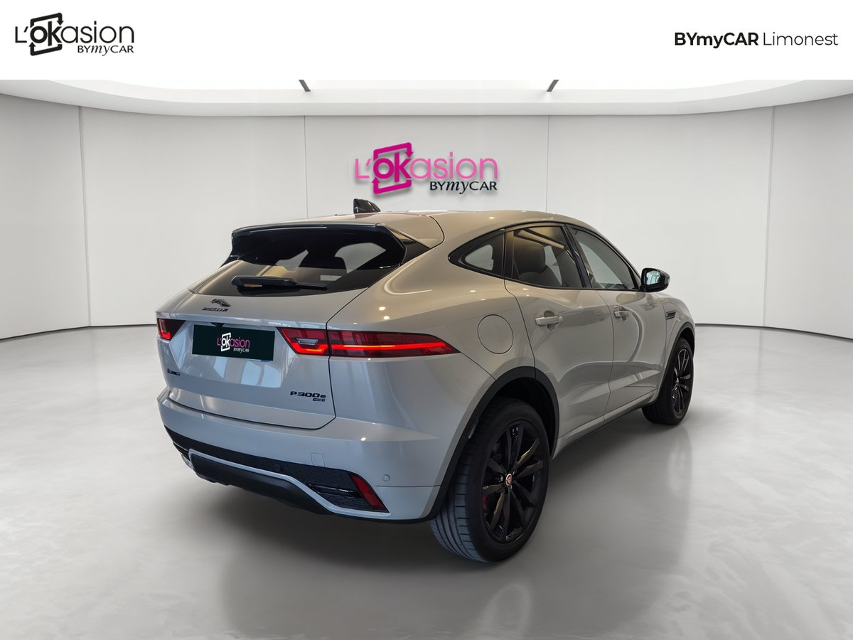 Jaguar E-Pace P300e ch PHEV AWD BVA — photo 5
