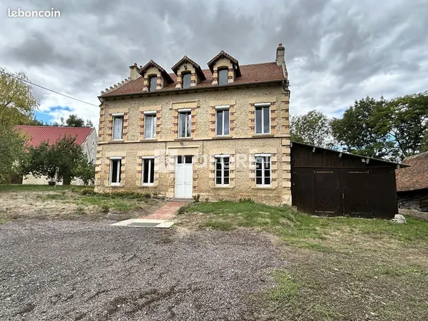 Maison 6 pièces 158 m²