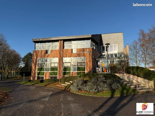 Bureaux 886 m² Bois-Guillaume