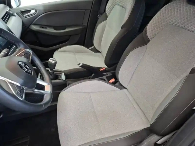 Renault Clio tce 90 — photo 12